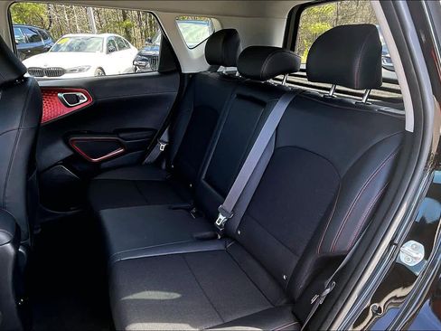 Used 2021 Kia Soul Turbo image 22