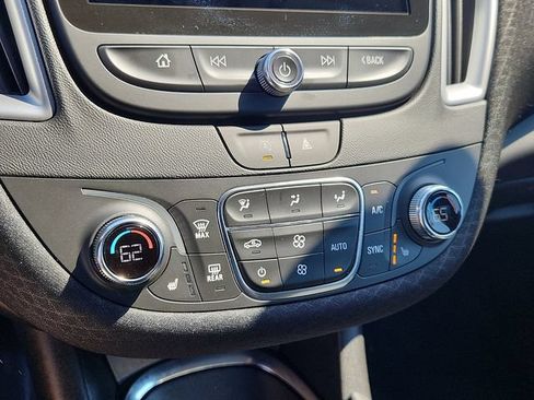 Used 2024 Chevrolet Malibu LT FWD image 15