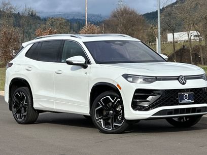 Used 2026 Volkswagen Tiguan SEL R-Line