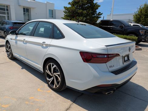 Used 2023 Volkswagen Jetta GLI Autobahn image 6