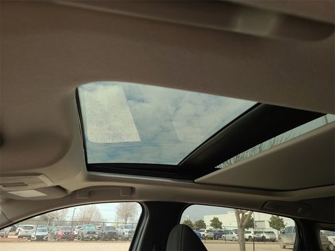 New 2026 Nissan Kicks SV image 14