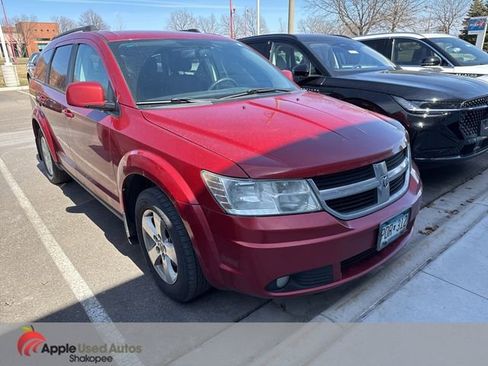 Used 2010 Dodge Journey SXT w/ Flexible Seating Group image 1