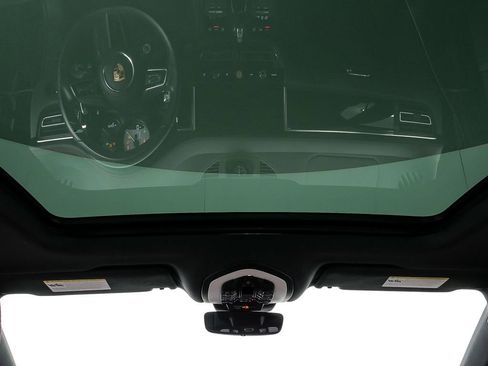 Certified 2023 Porsche Macan S AWD/4WD image 20