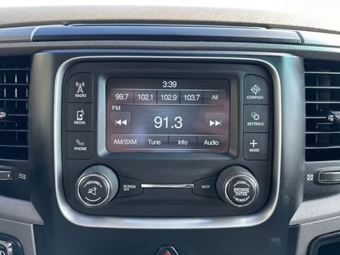 Used 2017 RAM 1500 Express image 14