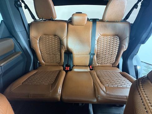 Used 2023 Ford Bronco Outer Banks AWD/4WD image 7