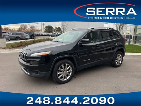 Used 2017 Jeep Cherokee Limited image 1