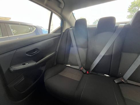 Used 2025 Nissan Sentra SV FWD image 37
