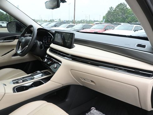 Used 2025 INFINITI QX60 Luxe w/ Vision Package FWD image 41