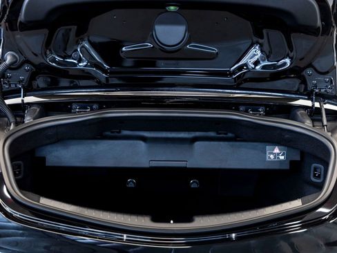 Used 2025 Mercedes-Benz CLE 300 4MATIC Cabriolet image 19