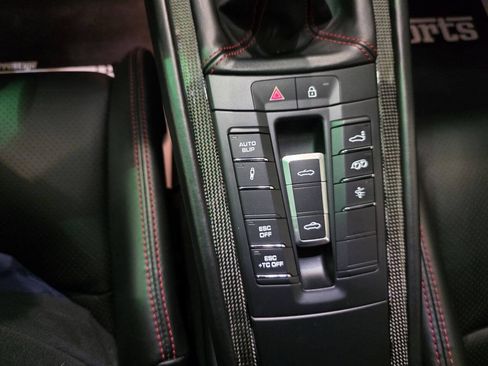 Used 2019 Porsche 911 Speedster RWD image 33