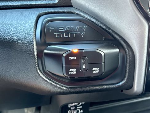 Used 2026 RAM 2500 Laramie AWD/4WD image 19