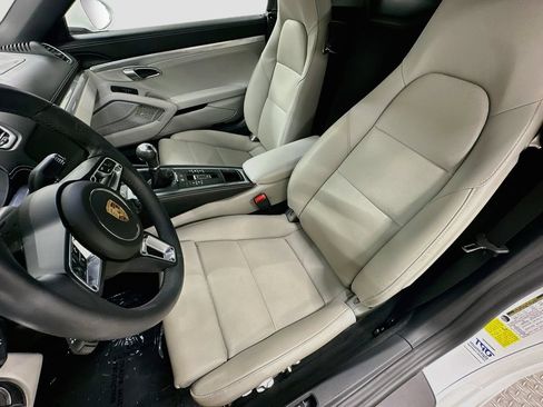 Certified 2025 Porsche 718 Boxster GTS RWD image 5