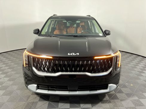New 2026 Kia Carnival EX FWD image 10