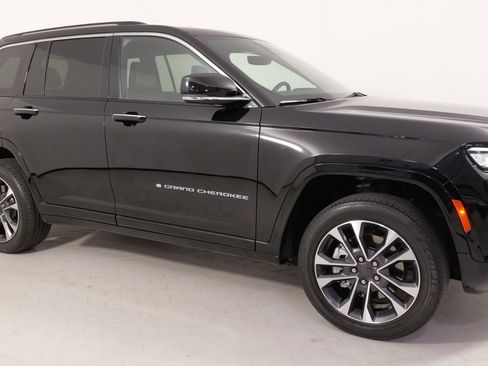 Used 2022 Jeep Grand Cherokee Overland image 8