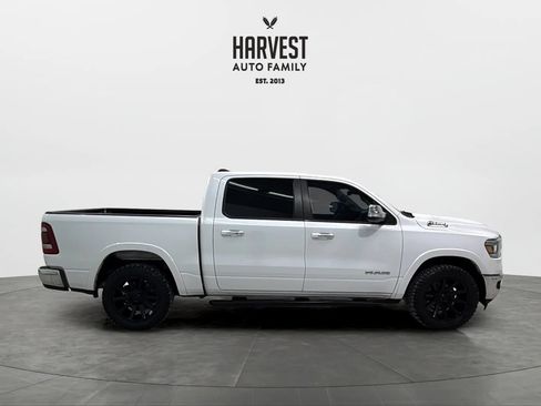 Used 2022 RAM 1500 Laramie AWD/4WD image 8
