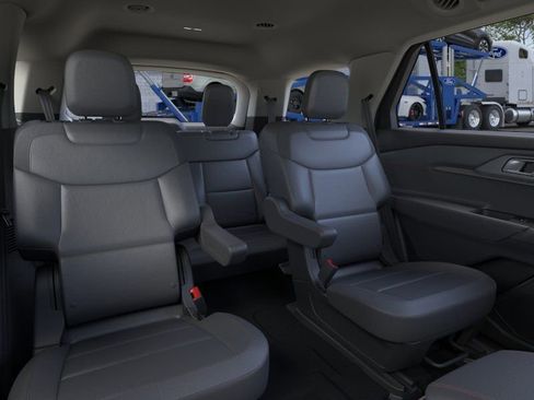 New 2026 Ford Explorer Active RWD image 10
