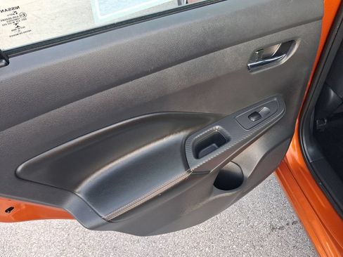 Used 2020 Nissan Versa SR FWD image 11
