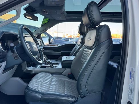 Used 2023 Ford F150 Limited image 14