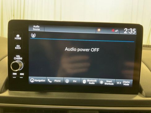 Used 2023 Honda Pilot Touring image 18