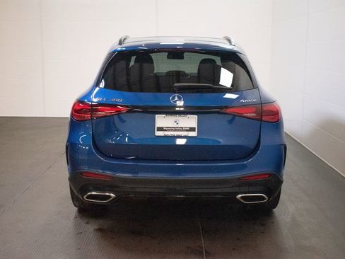 Used 2023 Mercedes-Benz GLC 300 4MATIC image 5