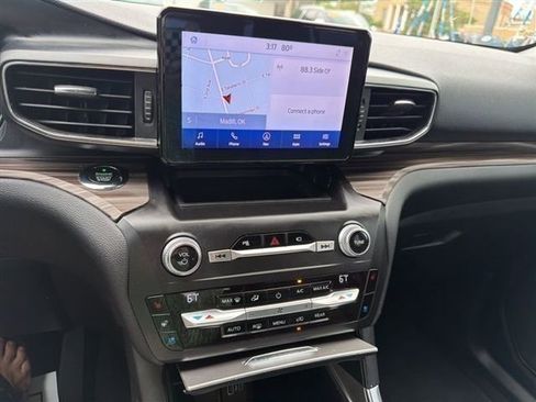 Used 2020 Ford Explorer Limited RWD image 40