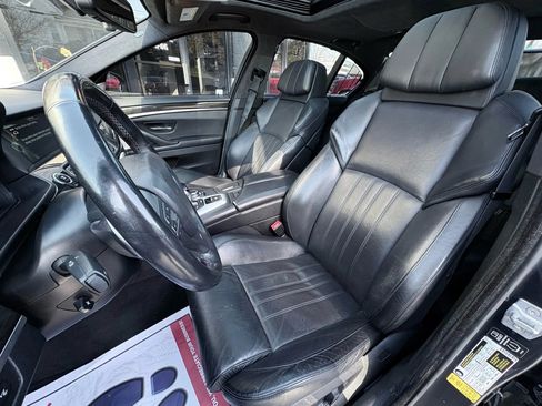 Used 2013 BMW M5 w/ Executive Pkg RWD image 12