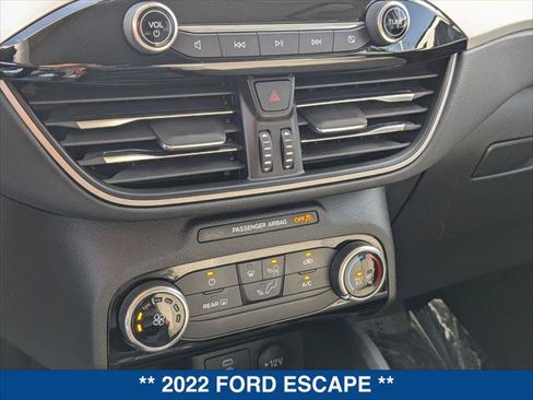 Certified 2022 Ford Escape SE FWD image 17