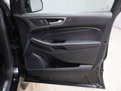 Used 2016 Ford Edge Titanium w/ Equipment Group 301A image 26