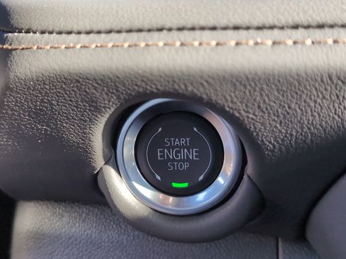 New 2026 Chevrolet Suburban High Country w/ LPO, Illumination Package image 17