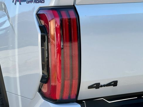 New 2026 Toyota Tundra Limited AWD/4WD image 31