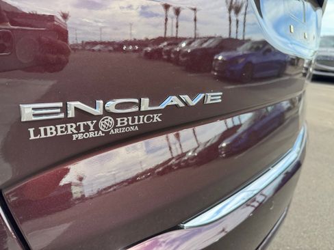 Used 2024 Buick Enclave Avenir w/ Avenir Technology Package image 21