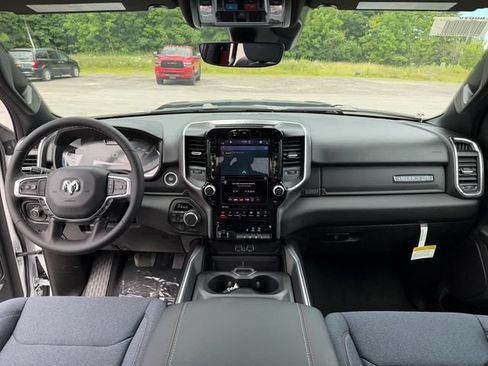 New 2026 RAM 1500 Big Horn AWD/4WD image 11