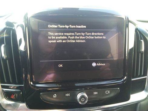 Used 2023 Chevrolet Traverse LT image 25