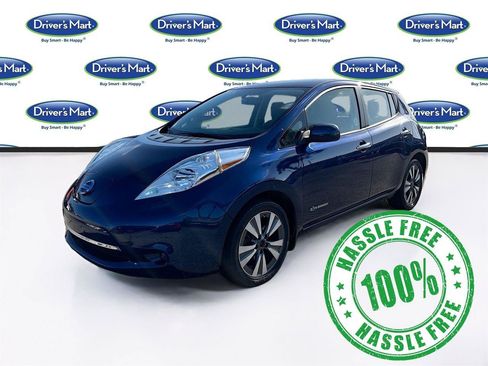 Used 2016 Nissan Leaf SV w/ Premium Package FWD image 3
