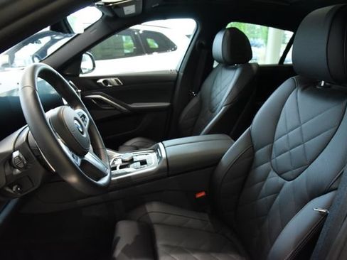 Used 2026 BMW X6 xDrive40i w/ Premium Package AWD/4WD image 21