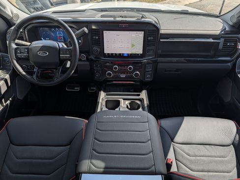 Used 2026 Ford F250 Lariat w/ Black Appearance Package image 22