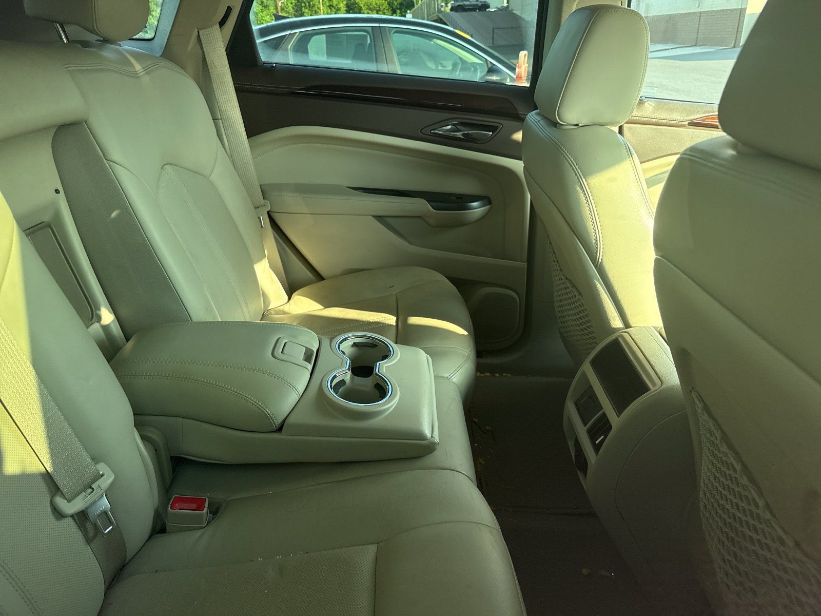 Used 2015 Cadillac SRX Performance w/ Driver Awareness Package FWD image 8