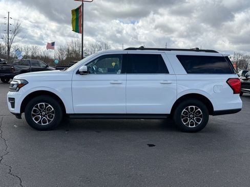 Used 2024 Ford Expedition Max XLT AWD/4WD image 5