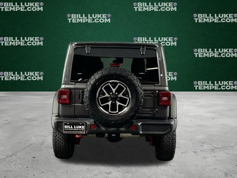 Used 2025 Jeep Wrangler Unlimited Rubicon image 7