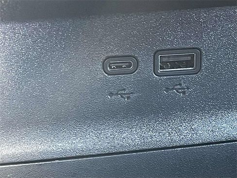 Used 2025 Chevrolet Equinox RS w/ Safety and Technology Package image 38