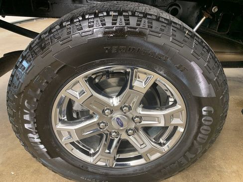 Used 2022 Ford F150 Lariat w/ Equipment Group 502A High image 30