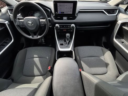 Used 2025 Toyota RAV4 XLE w/ Convenience Package image 34