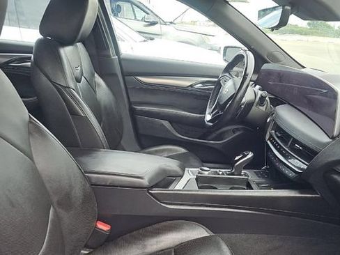 Used 2026 Cadillac CT5 Premium Luxury w/ Technology Package RWD image 3