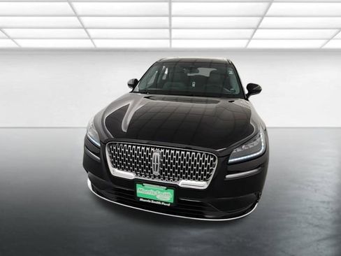 Used 2022 Lincoln Corsair AWD w/ Premium Package image 2