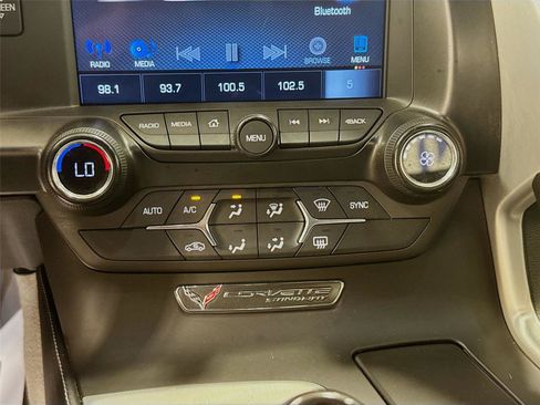 Used 2019 Chevrolet Corvette Stingray Convertible w/ 1LT RWD image 15