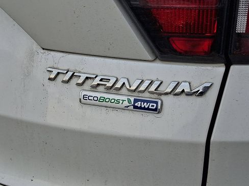 Used 2017 Ford Escape Titanium w/ Equipment Group 301A image 10