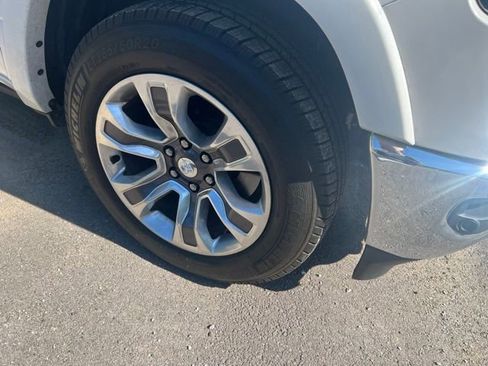 Used 2019 RAM 1500 Limited AWD/4WD image 4