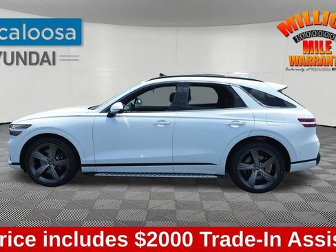 Used 2025 Genesis GV70 2.5T w/ Sport Prestige Package AWD/4WD image 4