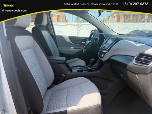 Used 2021 Chevrolet Equinox LS w/ LS Convenience Package image 15