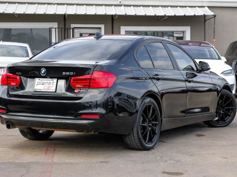 Used 2018 BMW 320i Sedan image 11